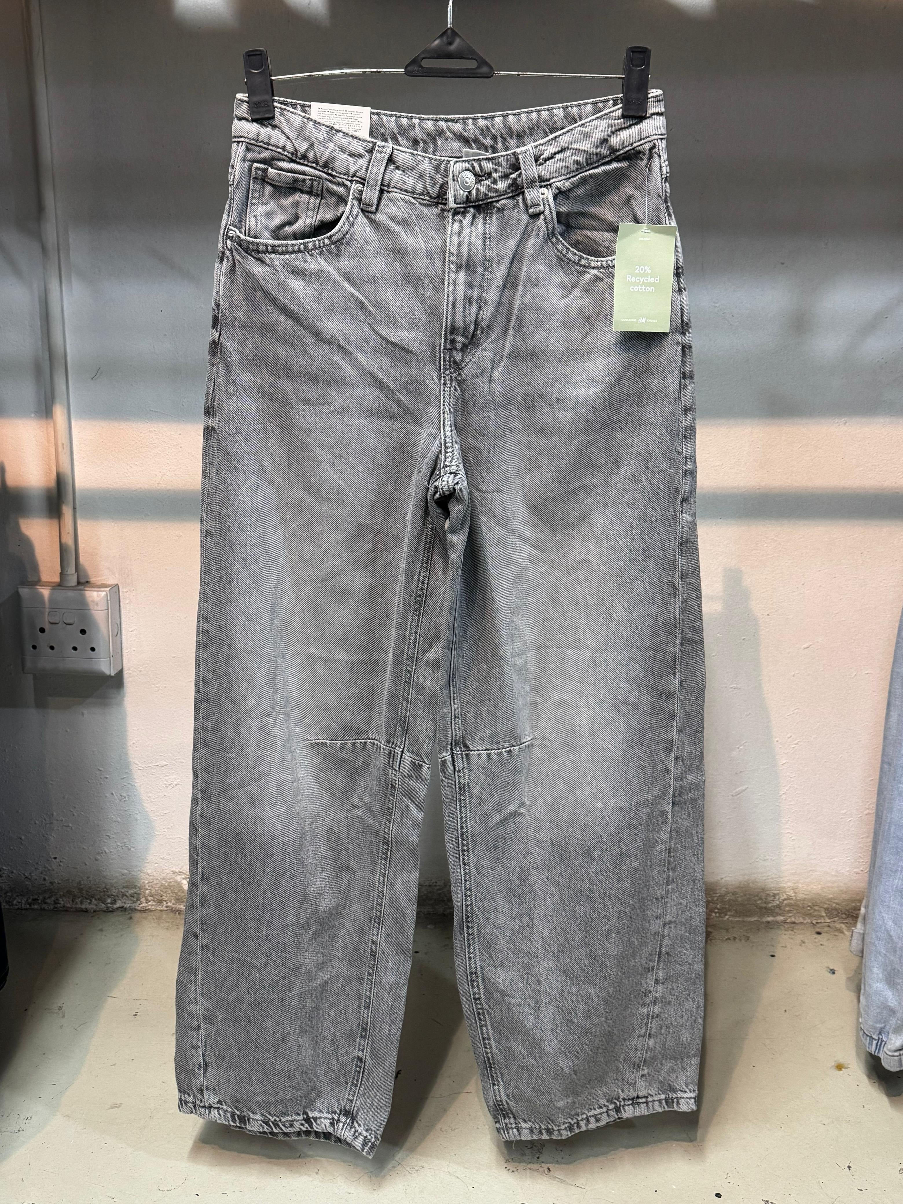 H&M Barrel Jeans